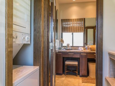 Maui Luxury Beachfront One Bedroom